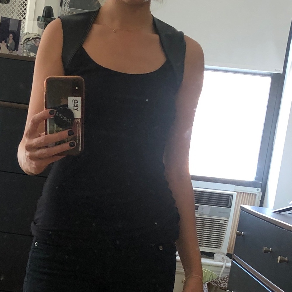 top with leather shoulders used/ good condition
